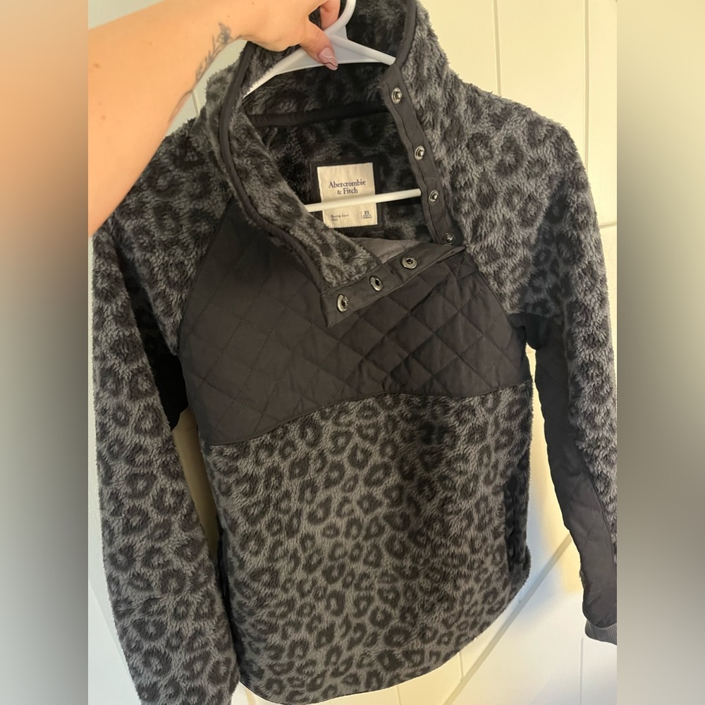 Abercrombie Sherpa pull over